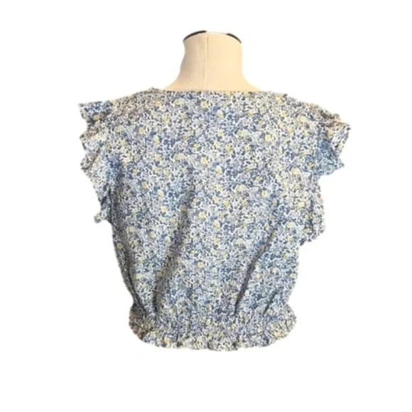 Universal Thread Blue Floral Ruffle Blouse - Picture 5 of 7
